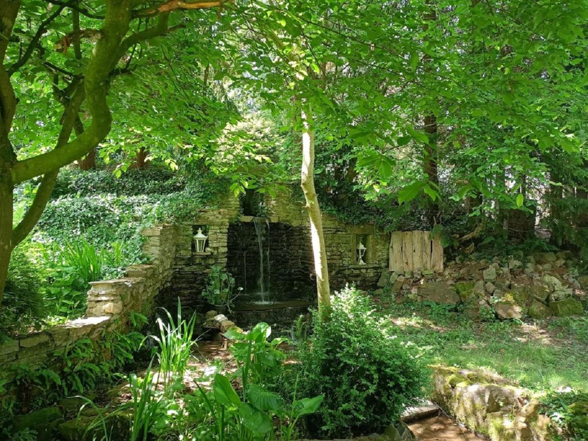 Le Moulin De Benneville Chambres D'Hotes, Petit Dejeuner Compris Cahagnes 외부 사진