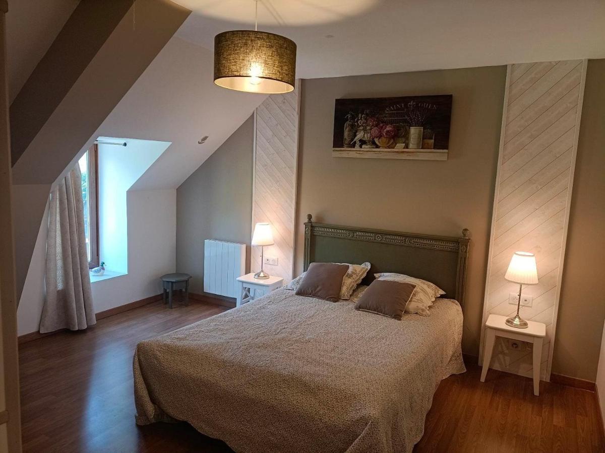 Le Moulin De Benneville Chambres D'Hotes, Petit Dejeuner Compris Cahagnes 외부 사진